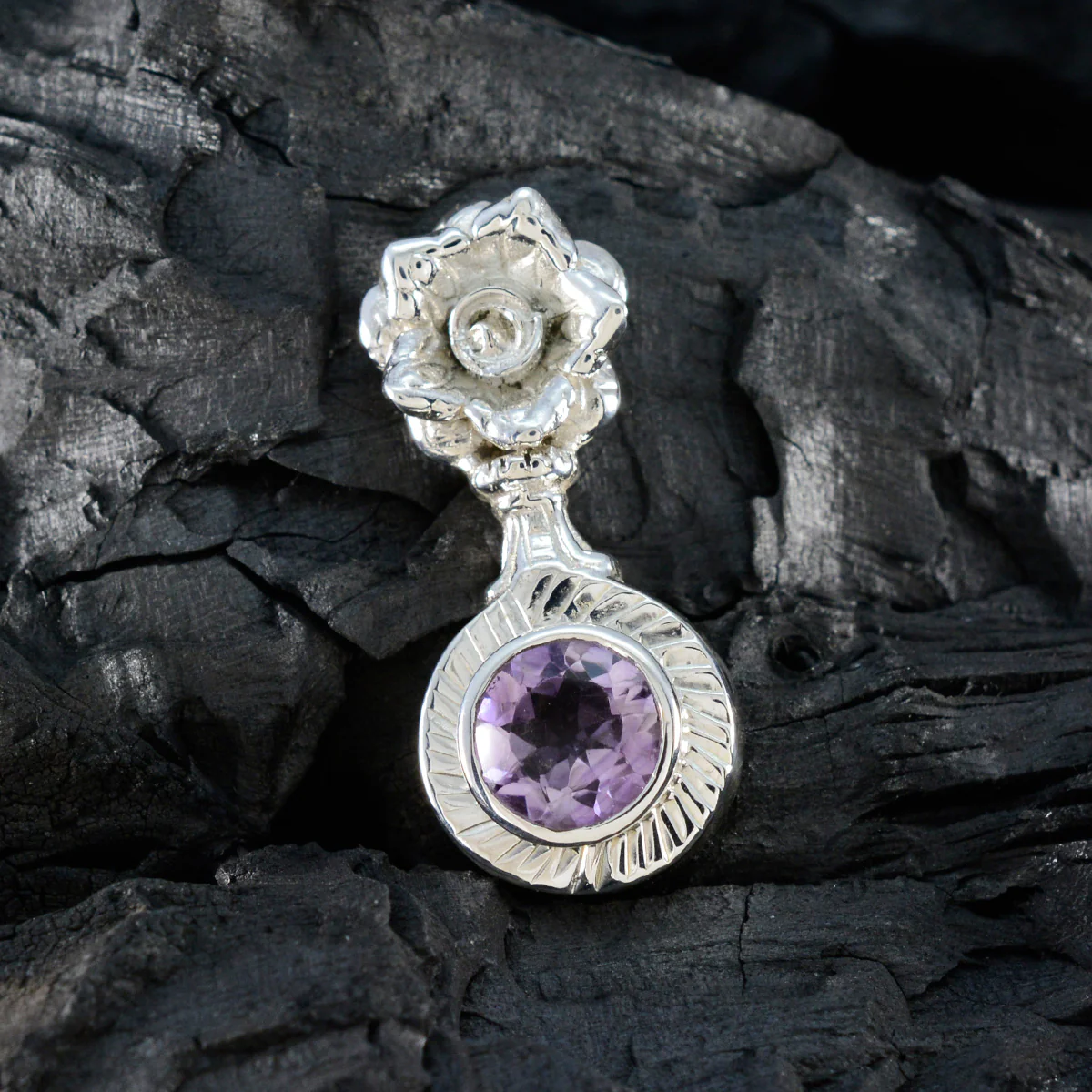 Amethyst Eye-catching Spanish 92.5 Silver Solitaire Cecilia Romantic Purple Pendant Jewellery - Image 4
