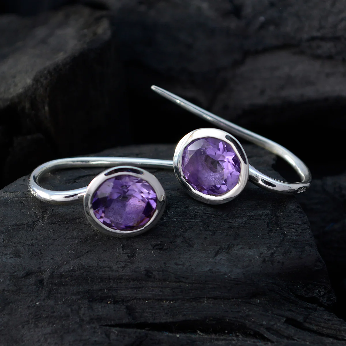 Amethyst Japanese Ana Solitaire Stud Purple Sterling Silver Earring - Image 2