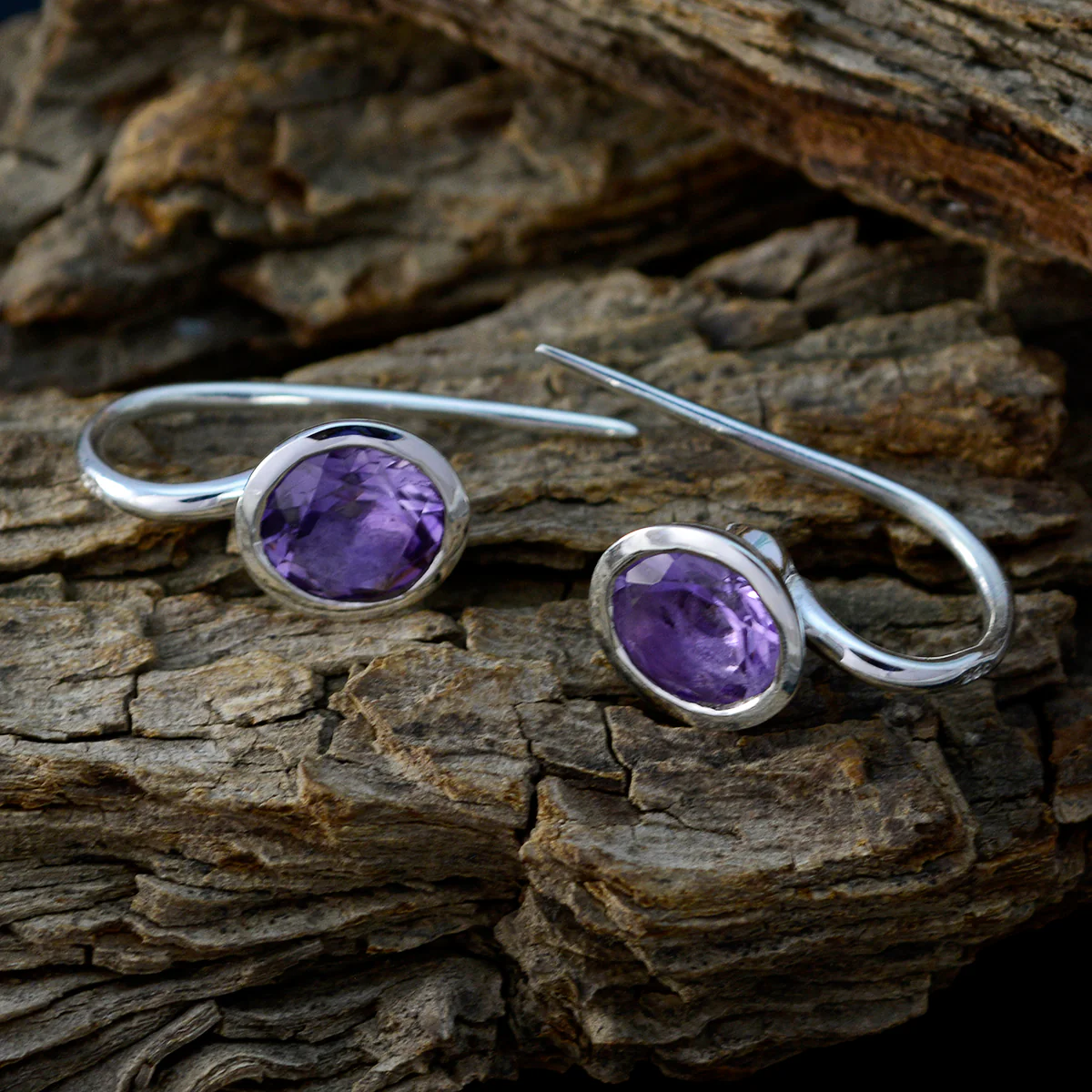 Amethyst Japanese Ana Solitaire Stud Purple Sterling Silver Earring - Image 3
