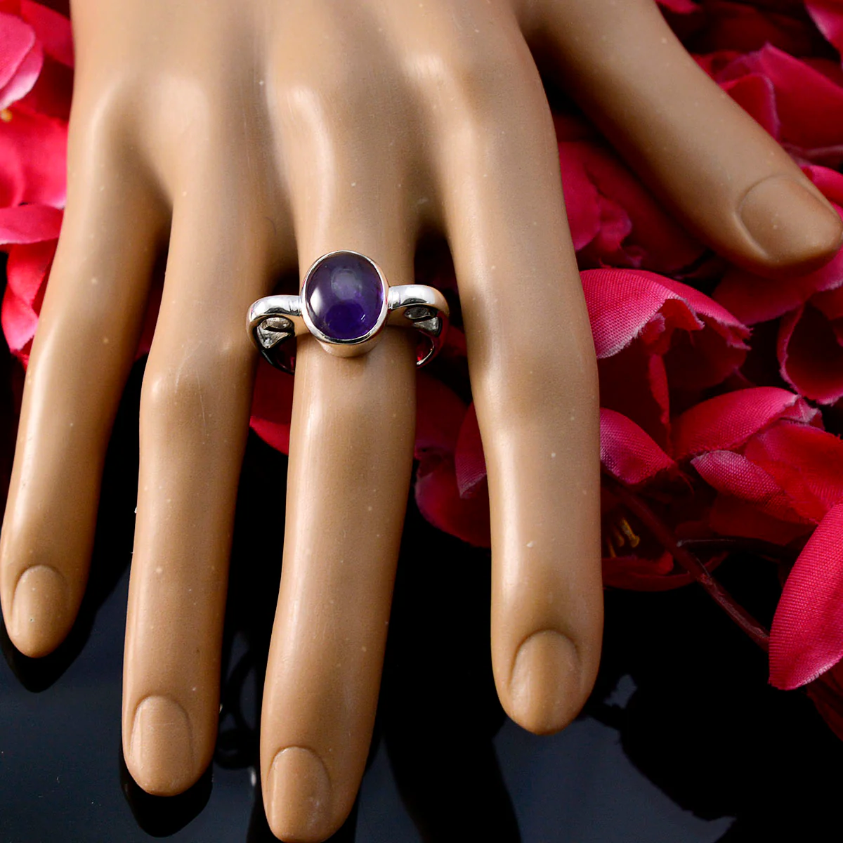 Amethyst Solitaire Indian Silver Purple Gemstone Mid-weight Feminine Ring Jewelry - Image 5
