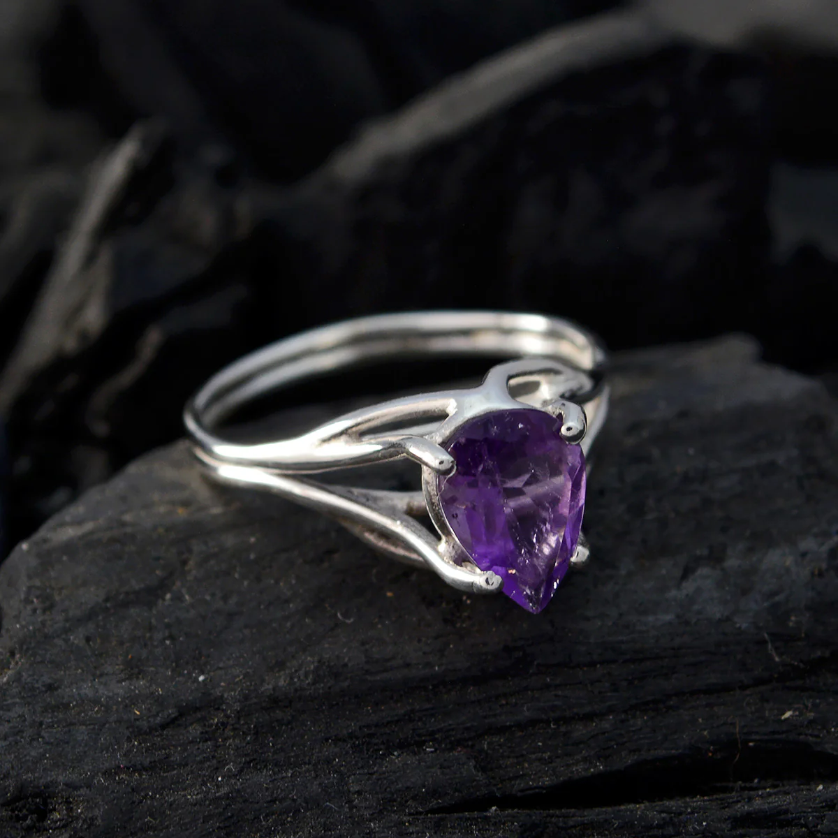 Amethyst Solitaire Japanese Silver Purple Gemstone Dainty Romantic Ring Jewelry - Image 4