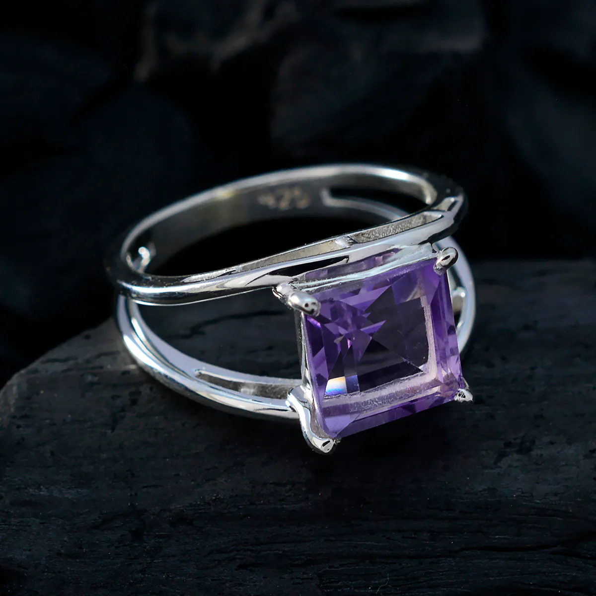 Amethyst Solitaire Russian 92.5 Silver Purple Gems Tiny Glamorous Ring Jewelry - Image 4
