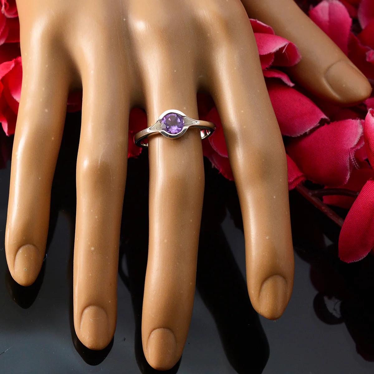 Amethyst Solitaire Russian Silver Purple Gemstone Featherlight Contemporary Ring Jewellery - Image 5