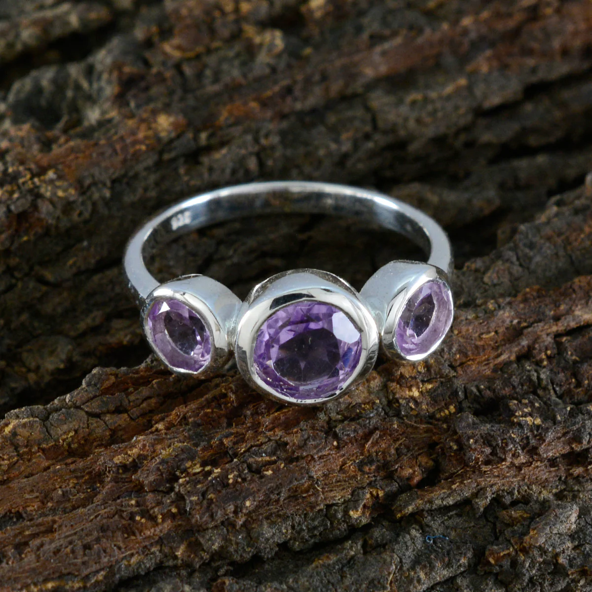 Amethyst Trilogy Japanese 92.5 Silver Purple Gemstones Whisper-thin Glamorous Ring Jewellery - Image 3