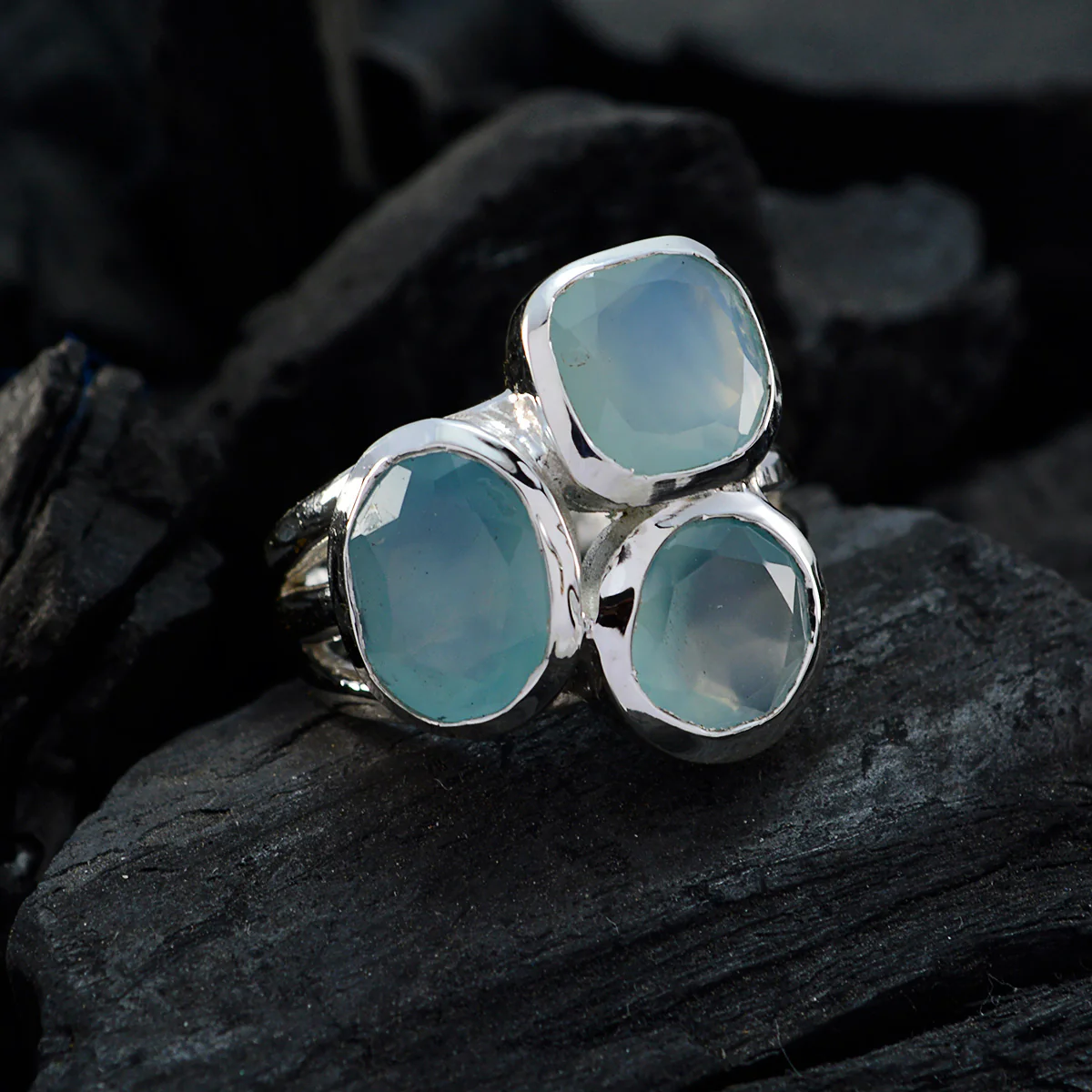 Aqua Chalcedony Trilogy French 92.5 Silver Green Gemstones Mid-weight Glamorous Ring Jewellery - Image 4