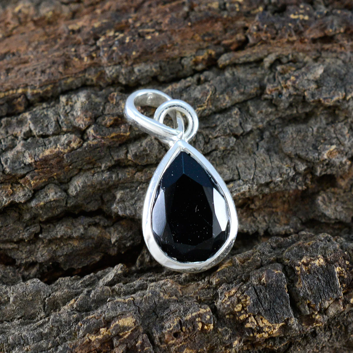Black Onyx Elegant Korean 925 Silver Solitaire Min-seo Armor Black Pendant Jewelry - Image 3