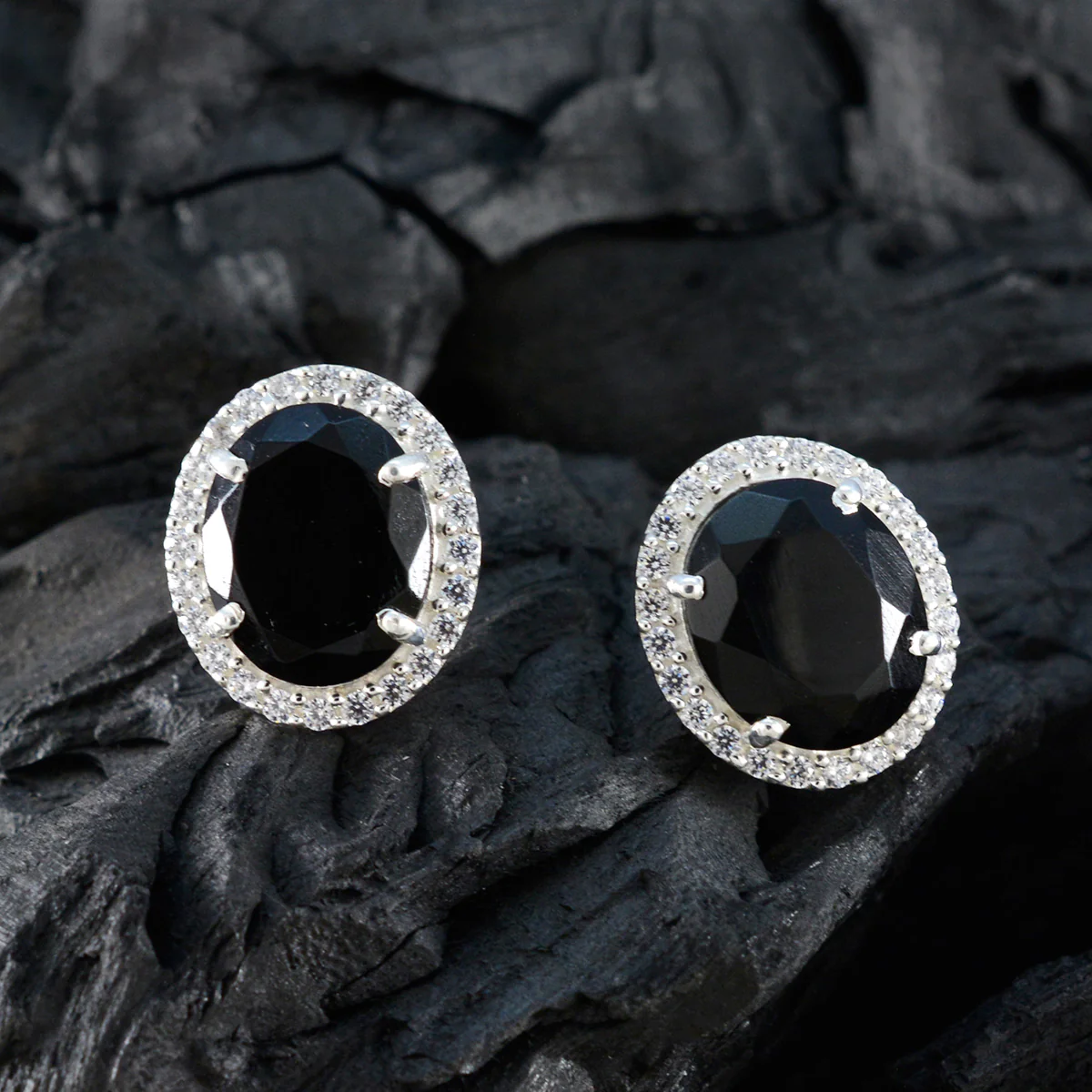 Black Onyx Japanese Ivy multiple Stud Black 925 Silver Earring - Image 4