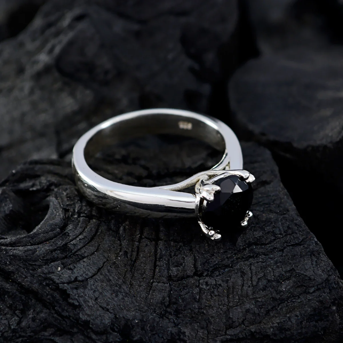Black Onyx Solitaire Egyptian Silver Black Gemstones Tiny Fairytale Ring Jewellery - Image 3
