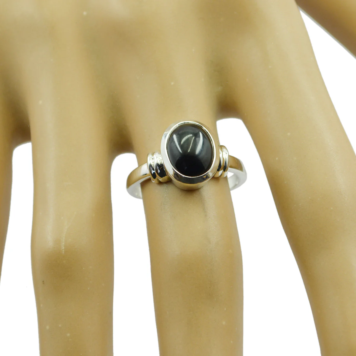 Black Onyx Solitaire Indian Silver Black Gemstone Classic Graceful Ring Jewellery - Image 2