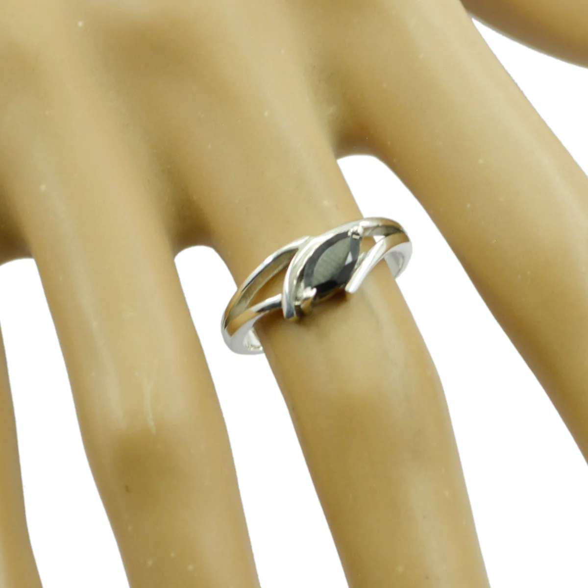 Black Onyx Solitaire Japanese 92.5 Silver Black Gemstone Dainty Modern Ring Jewelry - Image 2