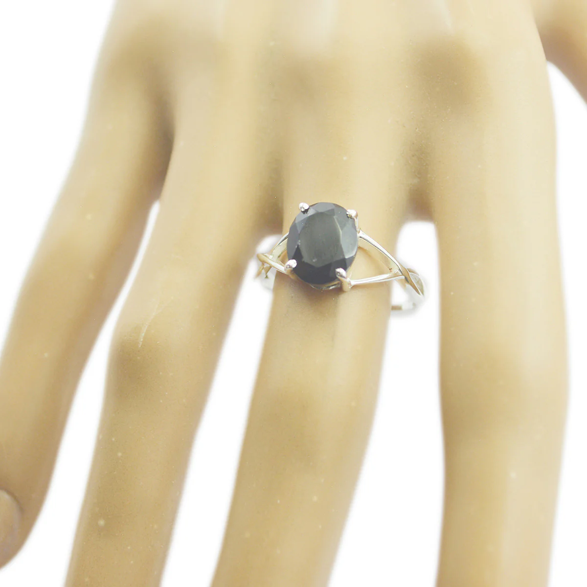 Black Onyx Solitaire Japanese 925 Silver Black Gemstone Delicate Sophisticated Ring Jewellery - Image 2