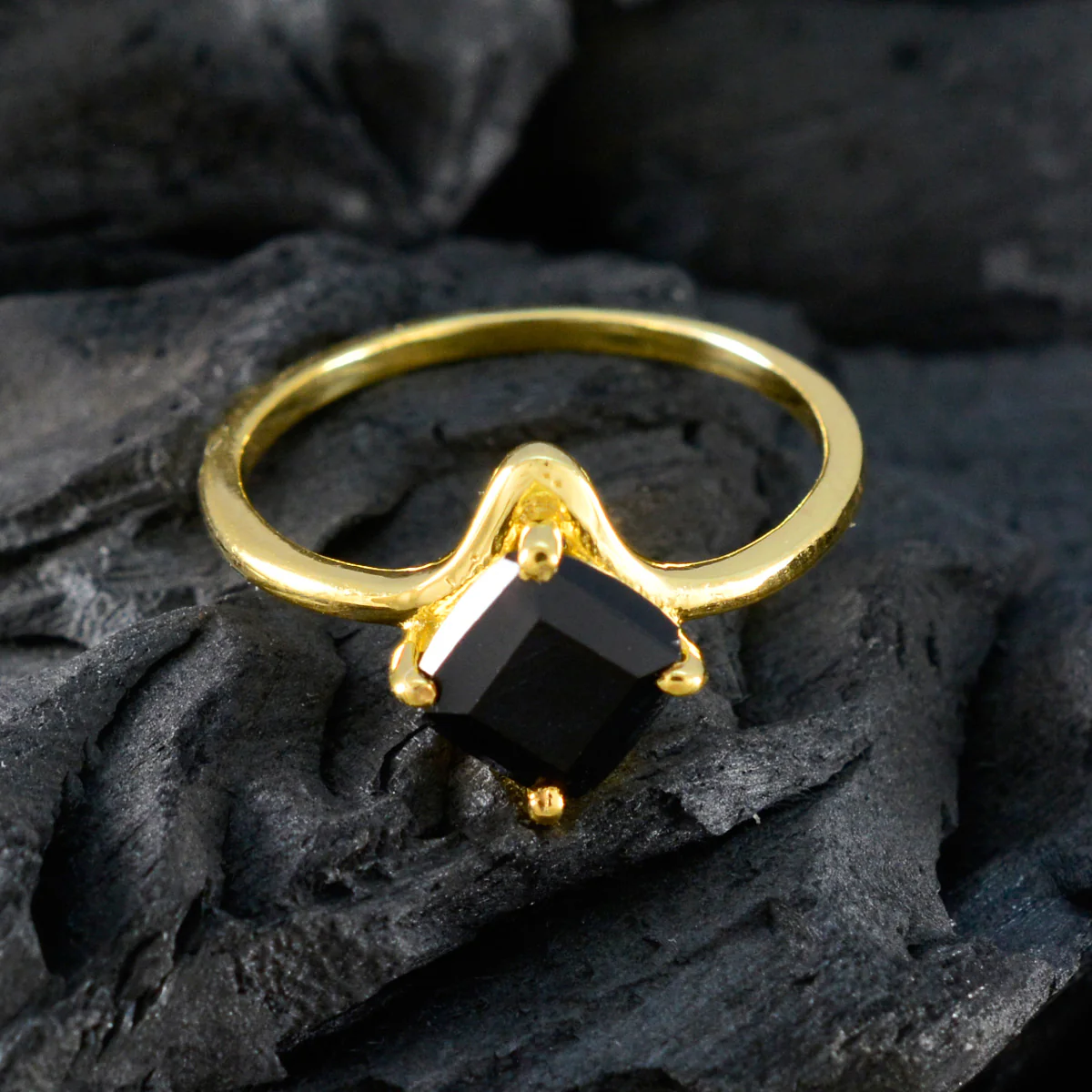 Black Onyx Solitaire Korean 92.5 Silver Black Gemstones Delicate Contemporary Ring Jewellery - Image 4