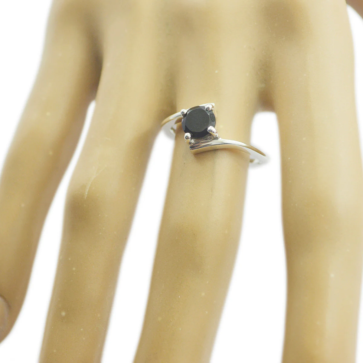 Black Onyx Solitaire Korean 925 Sterling Silver Black Gems Dainty Feminine Ring Jewelry - Image 2