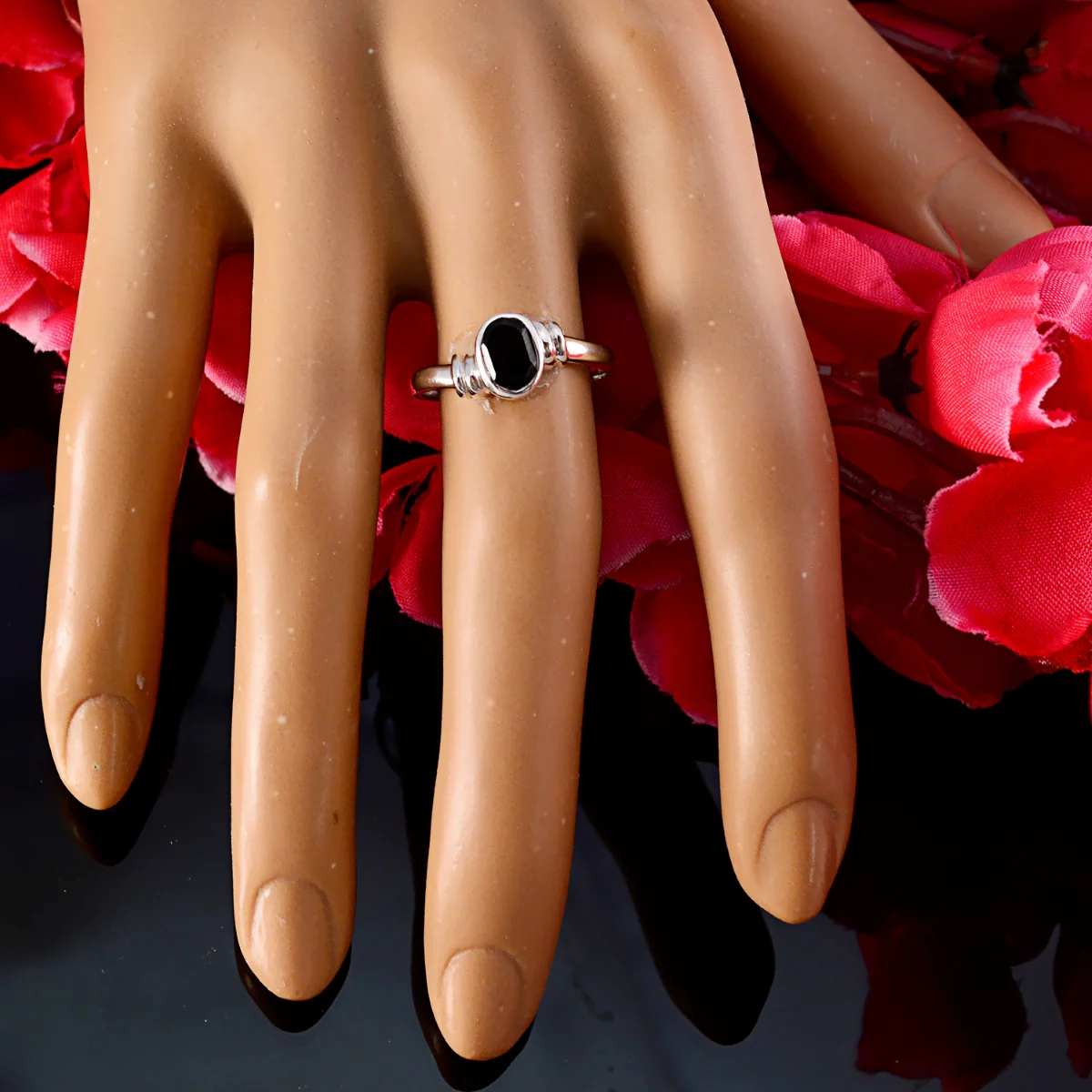 Black Onyx Solitaire Turkish 92.5 Silver Black Gemstones Delicate Graceful Ring Jewellery - Image 5