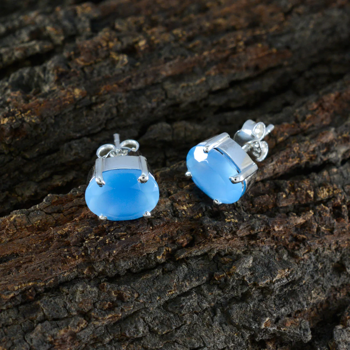 Blue Chalcedony Moroccan Mariana Solitaire Stud Blue 925 Sterling Silver Earring - Image 3