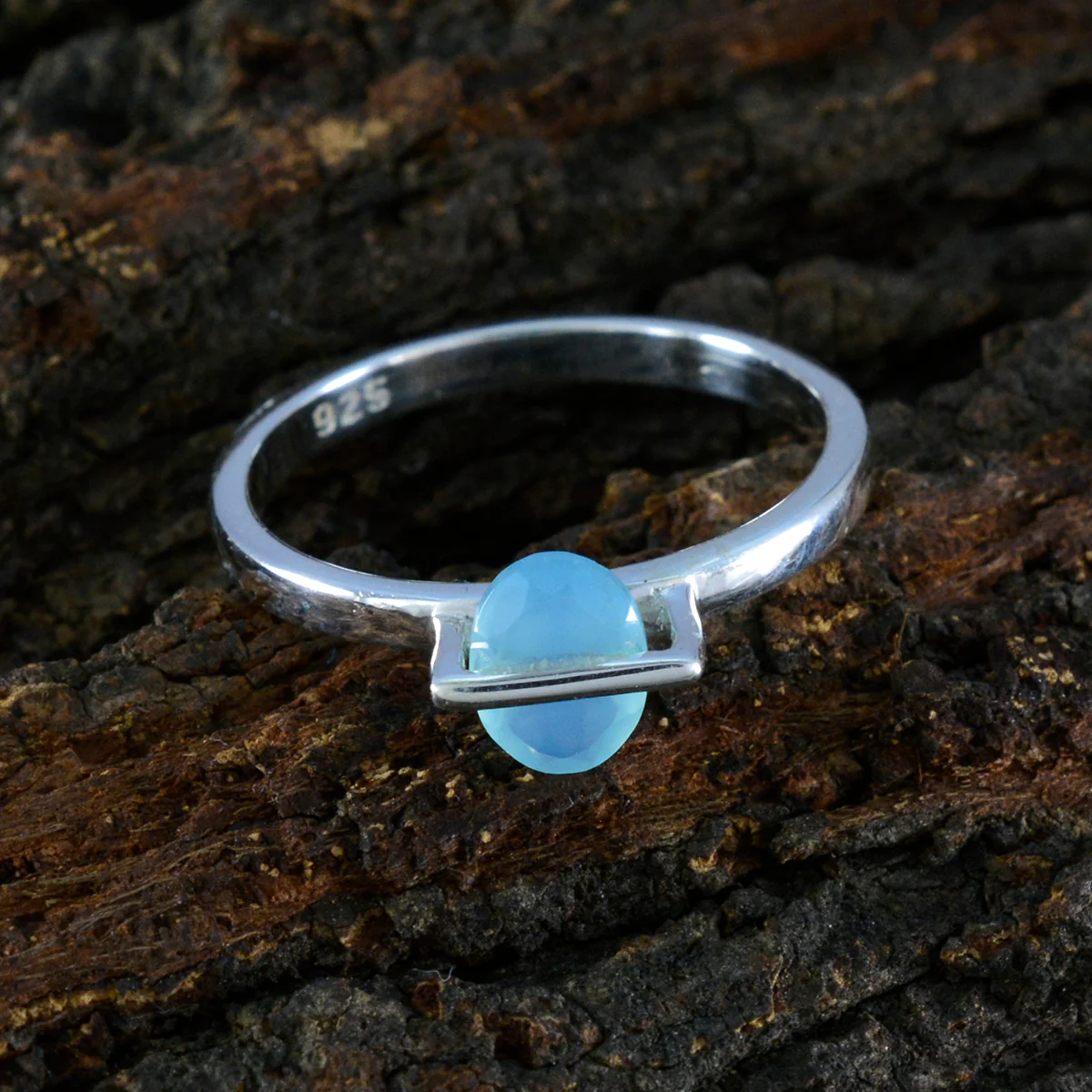 Blue Chalcedony Solitaire Japanese 925 Silver Blue Gemstone Delicate Graceful Ring Jewellery - Image 3