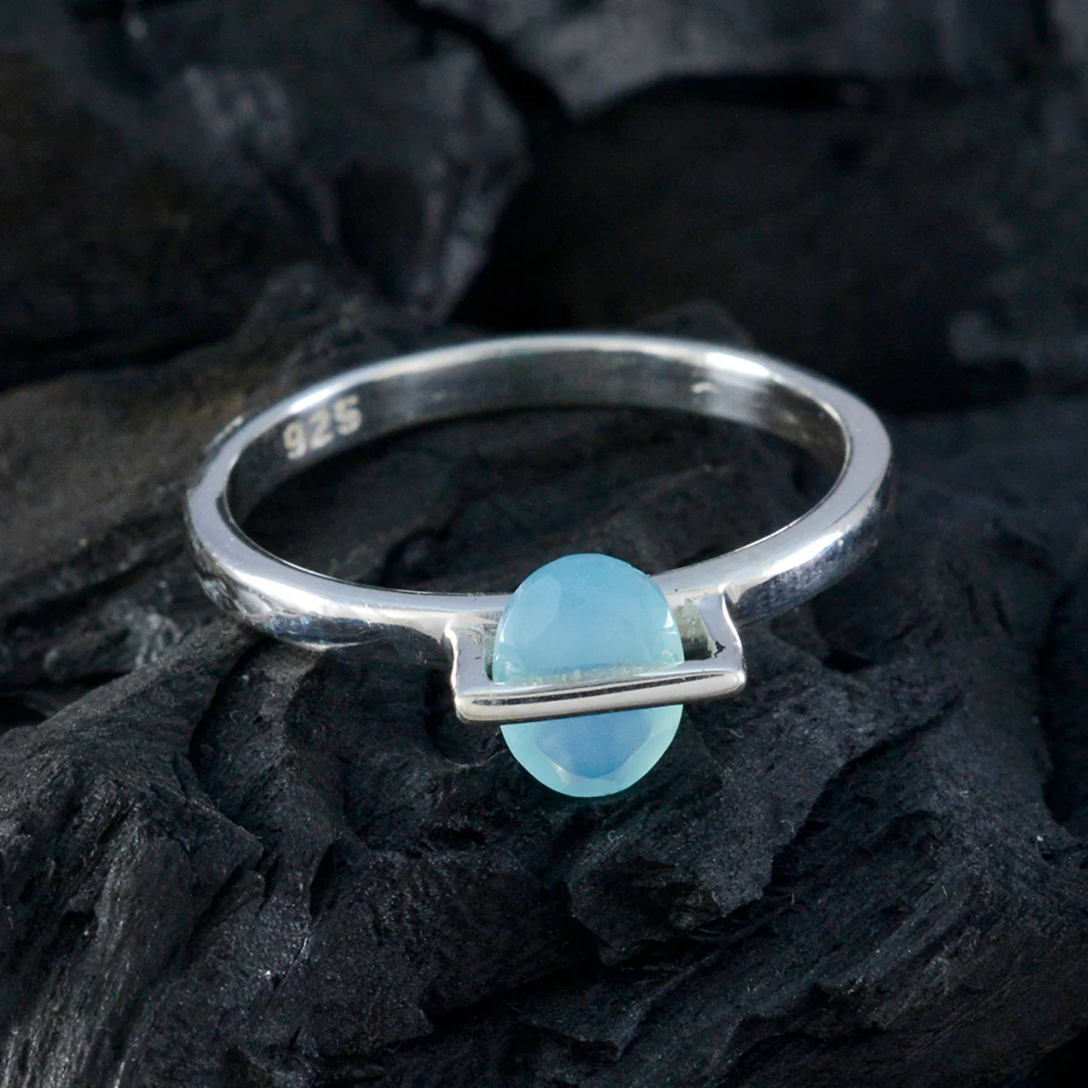 Blue Chalcedony Solitaire Japanese 925 Silver Blue Gemstone Delicate Graceful Ring Jewellery - Image 4