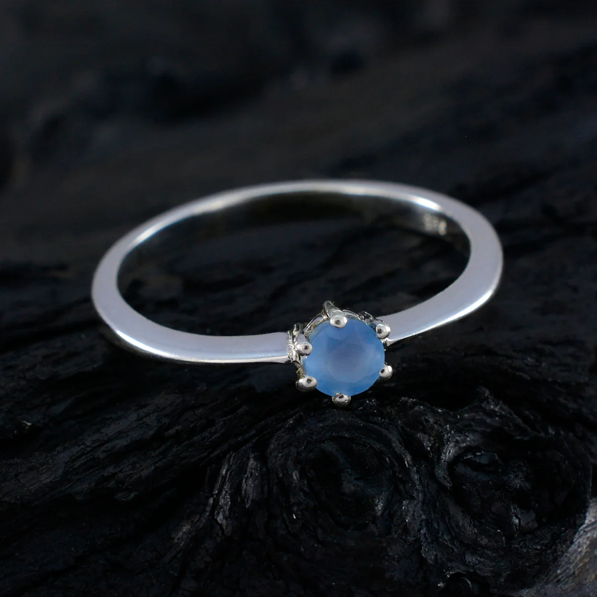 Blue Chalcedony Solitaire Japanese Silver Blue Gems Elegant Feminine Ring Jewellery - Image 4