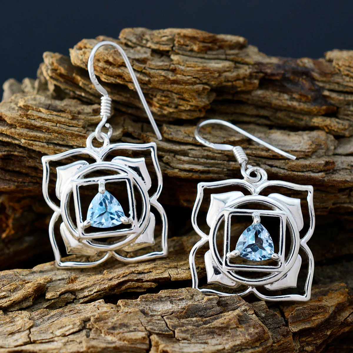 Blue Topaz Australian Lorena Solitaire Dangle Blue 925 Silver Earring - Image 3