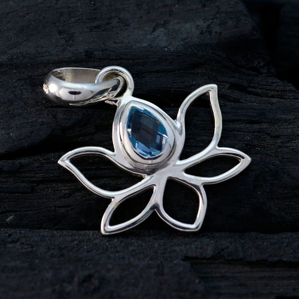 Blue Topaz Elegant Japanese Silver Solitaire Haruka Rope-Wire Blue Pendant Jewelry - Image 3