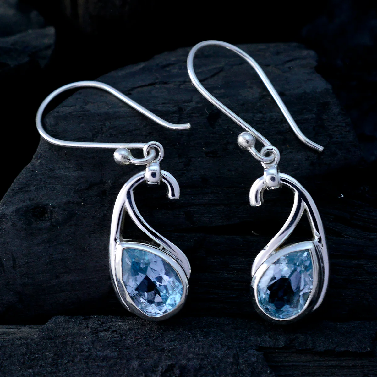 Blue topaz Latin American Teresa Solitaire Dangle Blue 925 Sterling Silver Earring - Image 2
