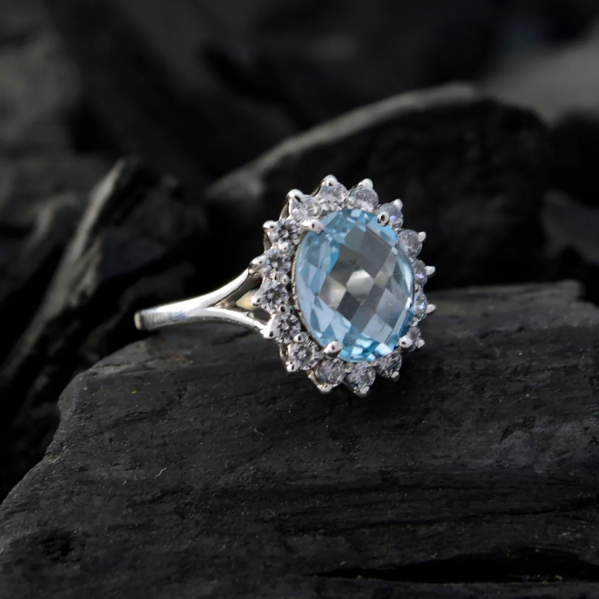 Blue Topaz multiple French 92.5 Silver Blue Gemstone Featherlight Modern Ring Jewellery - Image 5