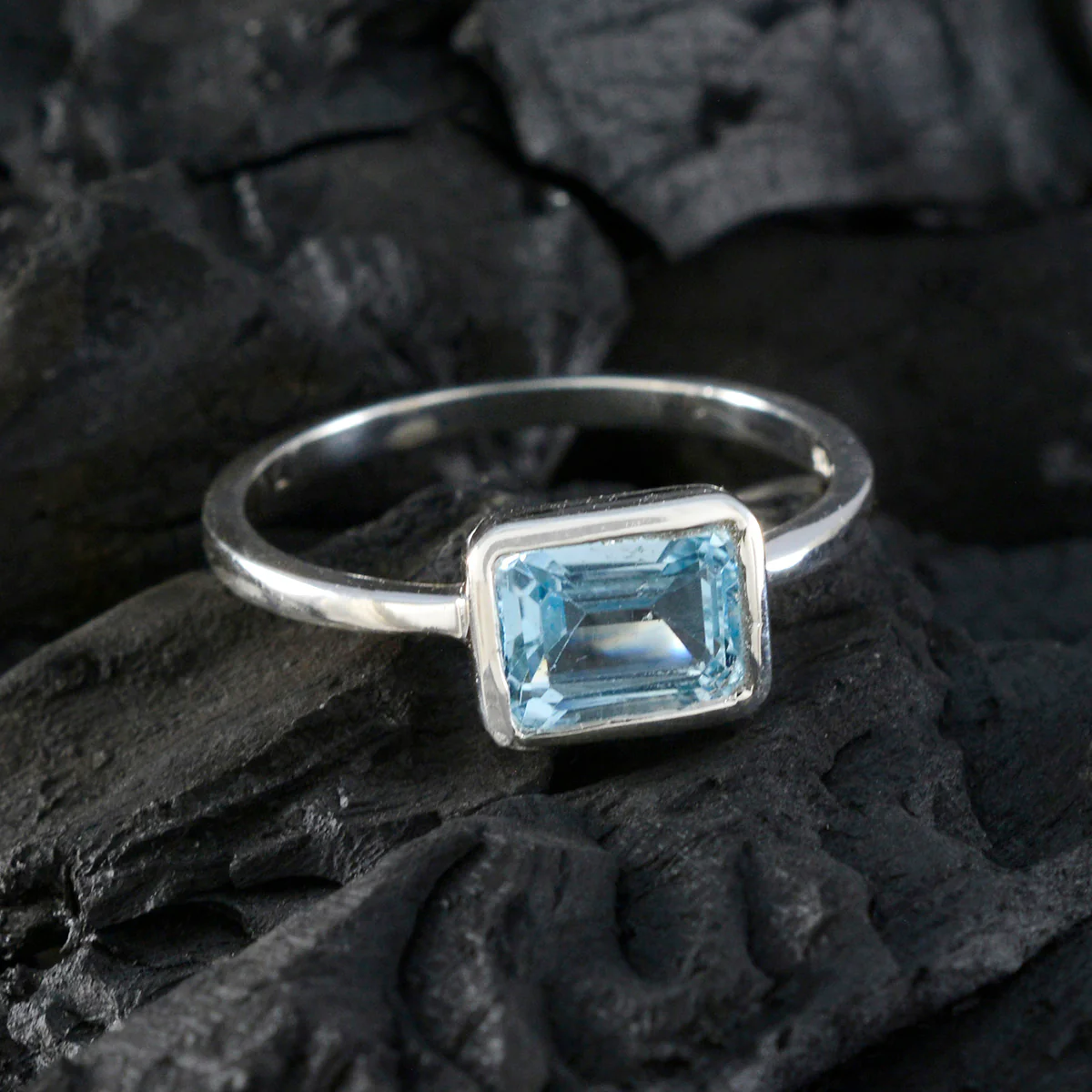 Blue Topaz Solitaire Korean 925 Sterling Silver Blue Gemstones Dainty Glamorous Ring Jewelry - Image 4