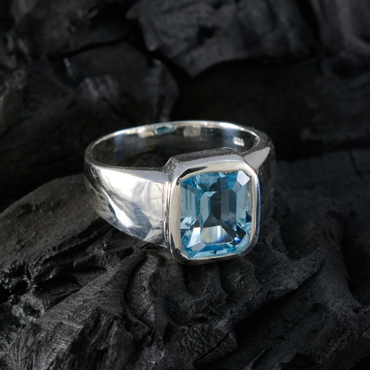 Blue Topaz Solitaire Moroccan Silver Blue Gemstone Eye-catching Trendy Ring Jewellery - Image 4