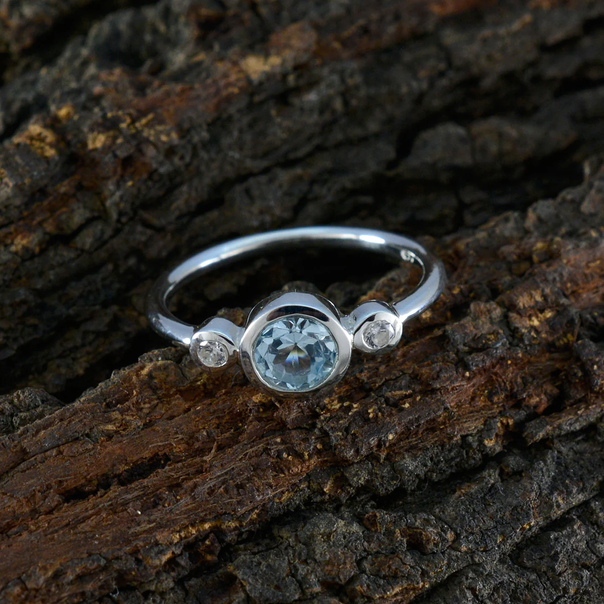 Blue Topaz Trilogy Japanese 925 Sterling Silver Blue Gems Elegant Glamorous Ring Jewellery - Image 3