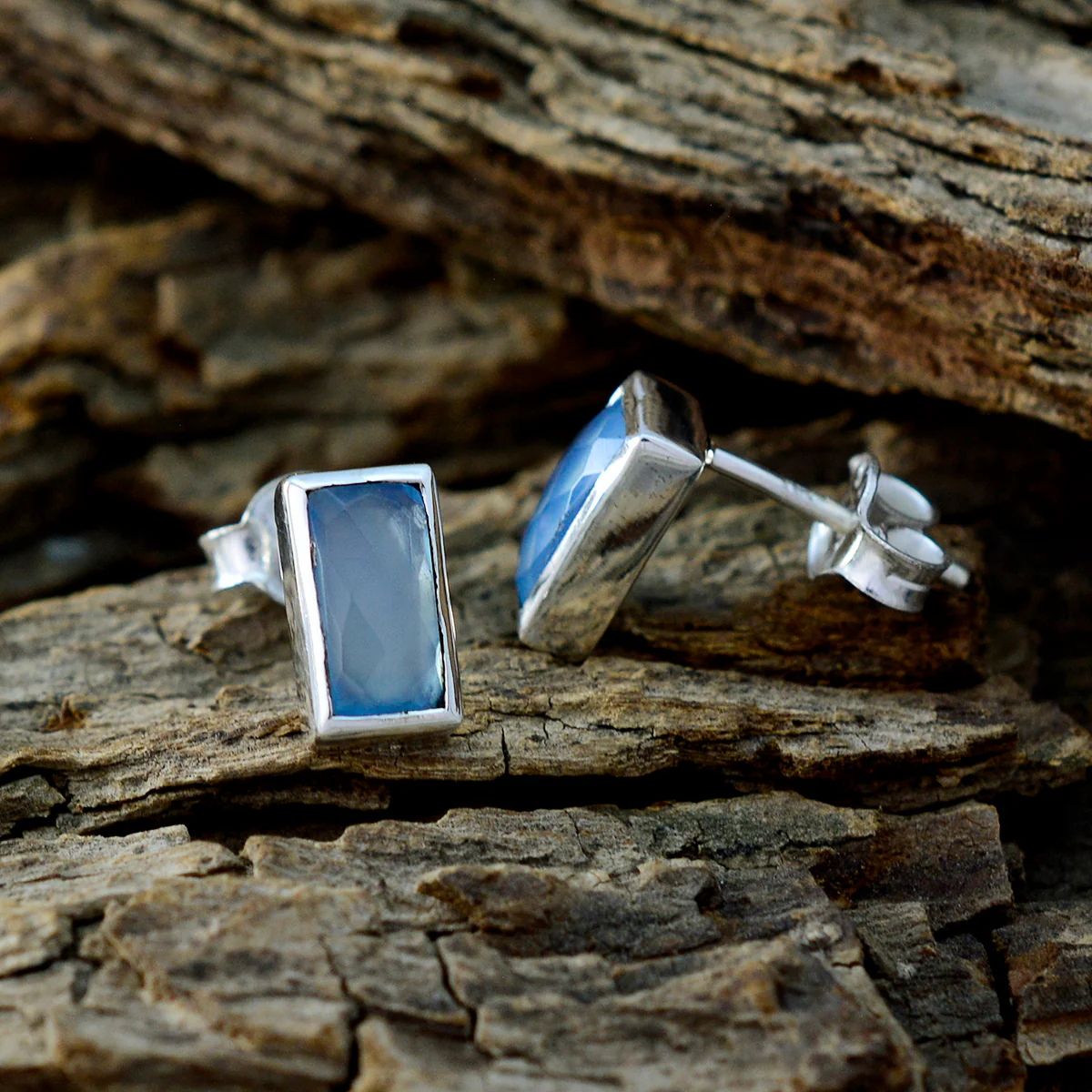 Chalcedony Mexican Ivana Solitaire Stud Blue 925 Sterling Silver Earring - Image 4