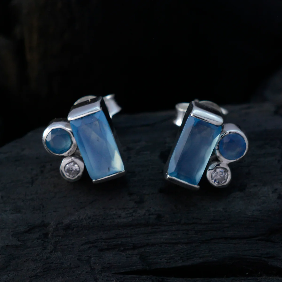 Chalcedony Mexican Patricia multiple Stud Blue 92.5 Silver Earring - Image 3