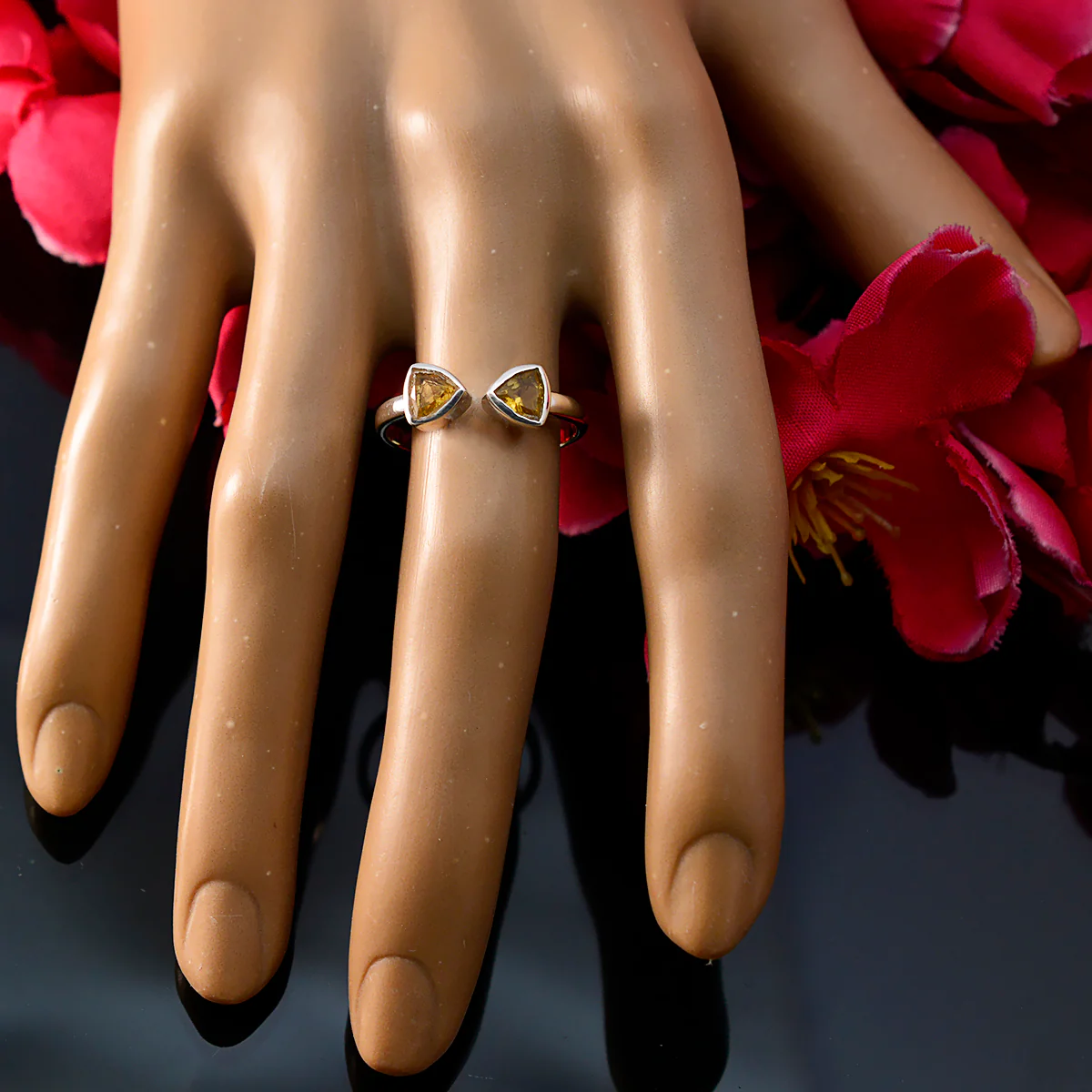 Citrine Toi et Moi American Sterling Silver Yellow Gemstones Dainty Glamorous Ring Jewellery - Image 5
