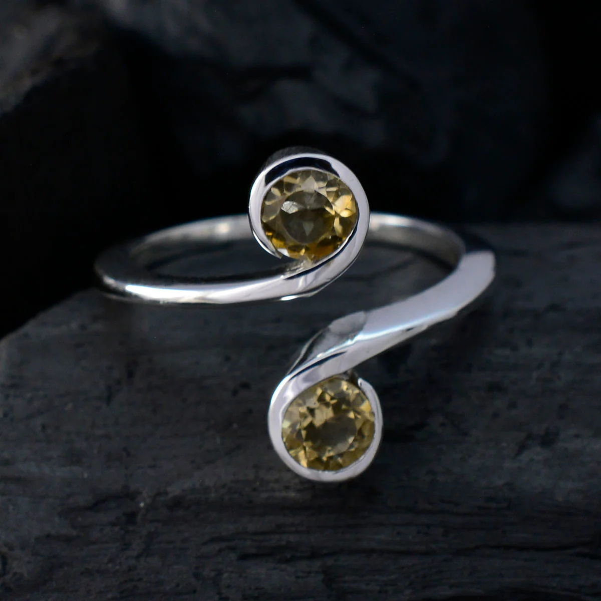 Citrine Toi et Moi Russian 92.5 Silver Yellow Gemstones Featherlight Glamorous Ring Jewellery - Image 4