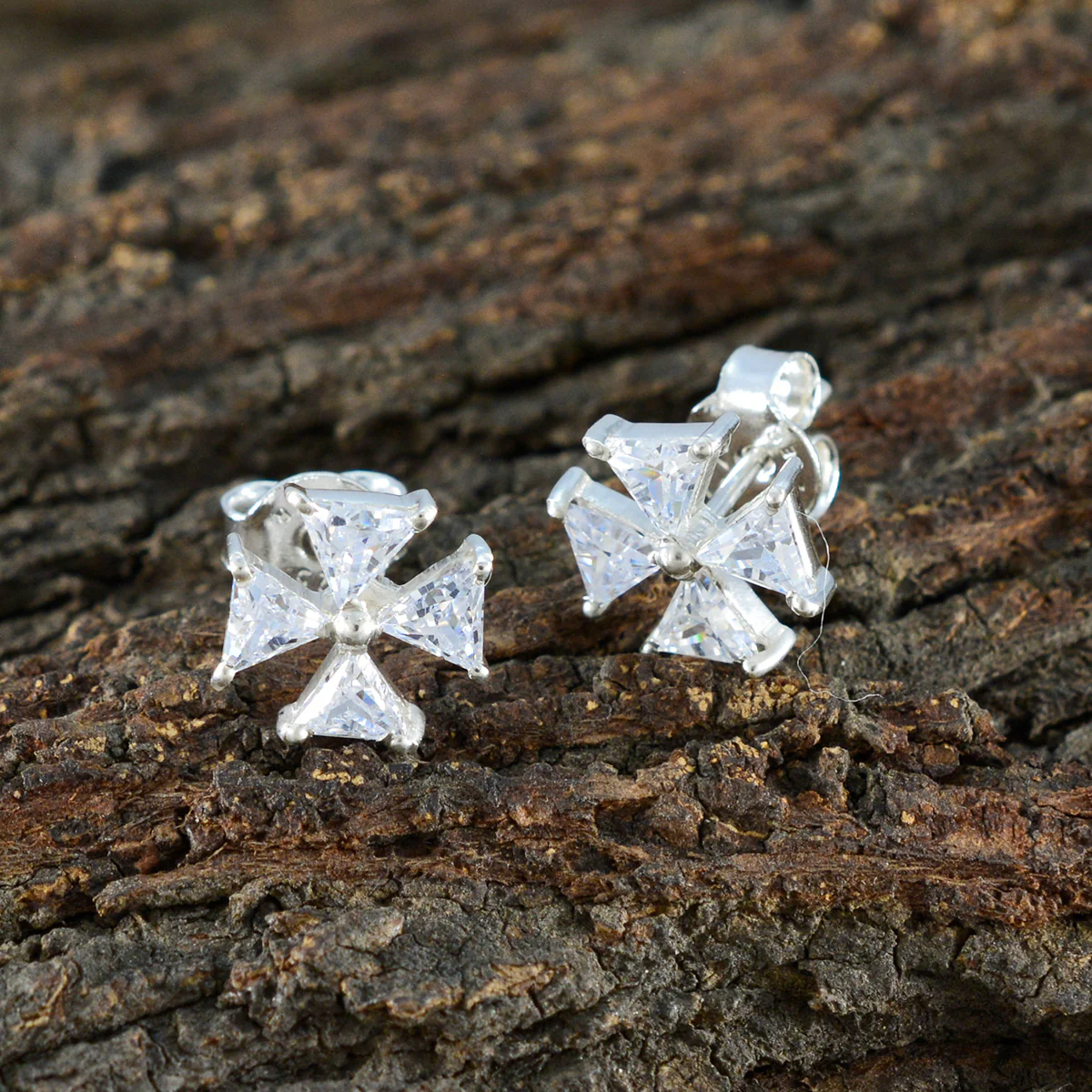 Cubic Zirconia Egyptian Audrey multiple Stud White Silver Earring - Image 3