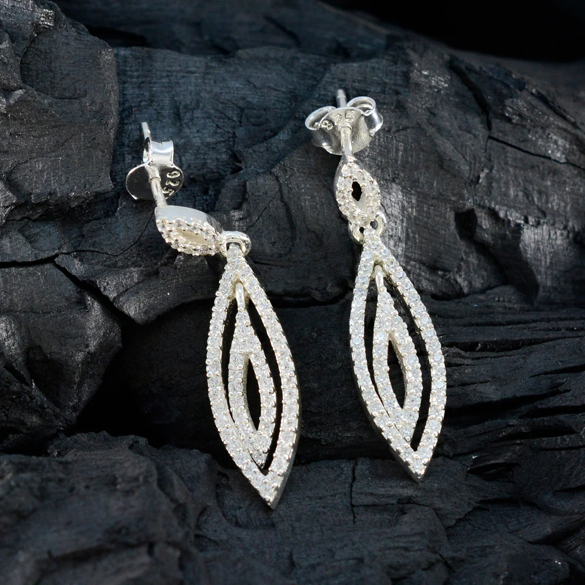 Cubic Zirconia Mexican Bruna multiple Stud White Sterling Silver Earring - Image 4