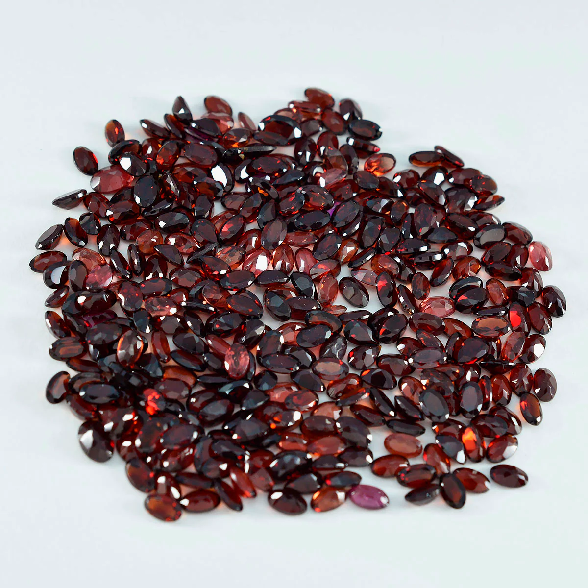 Garnet 1PC Small 6x8 MM Oval Faceted Red Sparkling Semi Precious Loose Gemstone - Image 2