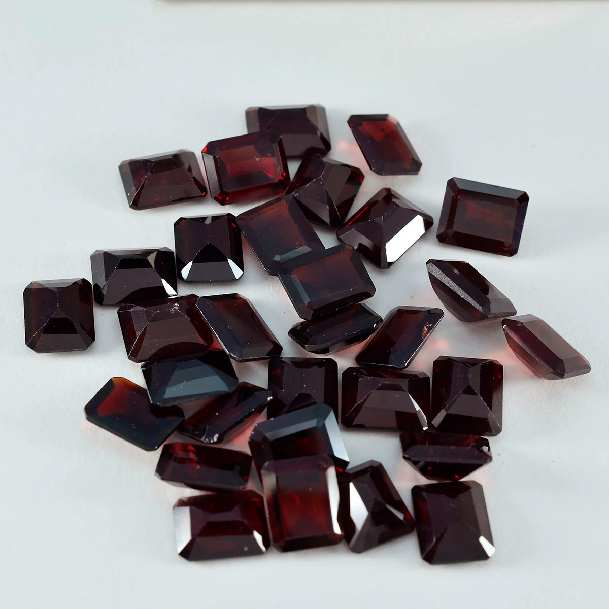 Garnet 1PC Small 6x9 MM Emerald Faceted Red High-Quality Semi Precious Loose Gemstones - Image 3