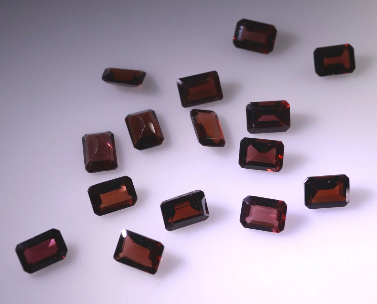 Garnet 1PC Small 6x9 MM Emerald Faceted Red High-Quality Semi Precious Loose Gemstones - Image 4