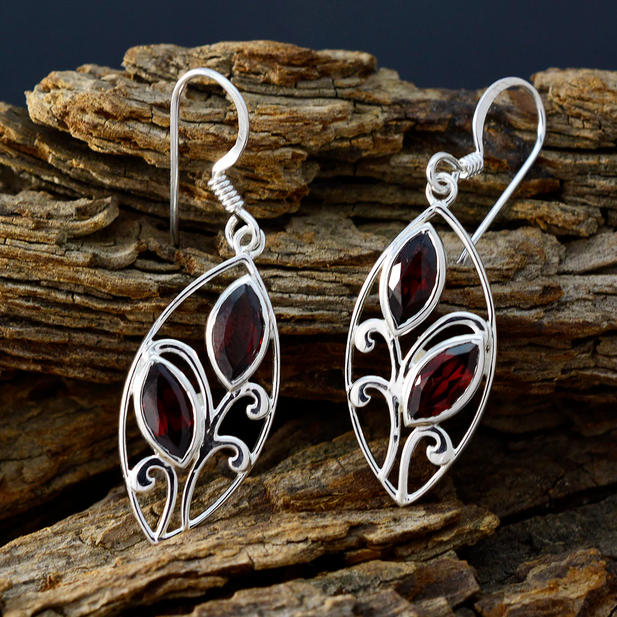 Garnet American Aurora Toi et Moi Dangle Red Silver Earring - Image 2