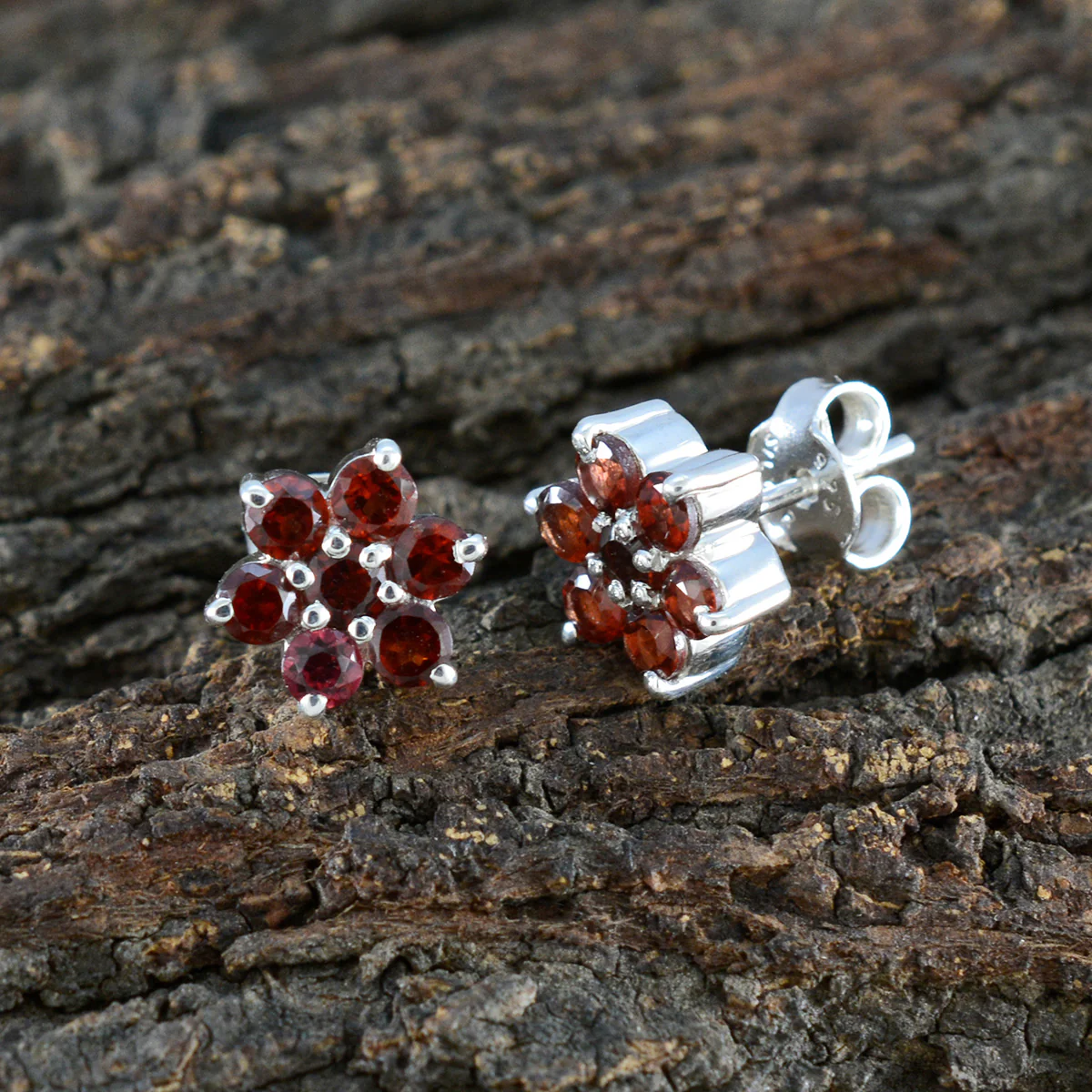 Garnet Egyptian Valentina multiple Stud Red 925 Sterling Silver Earring - Image 4