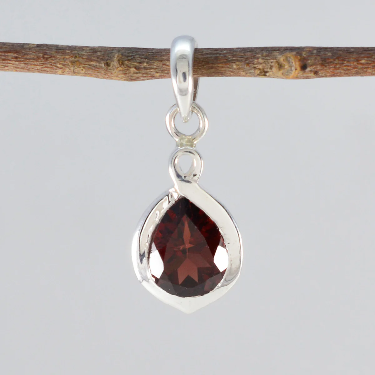 Garnet Elegant Korean 925 Silver Solitaire Jiwoo Cocktail Red Pendant Jewelry - Image 2