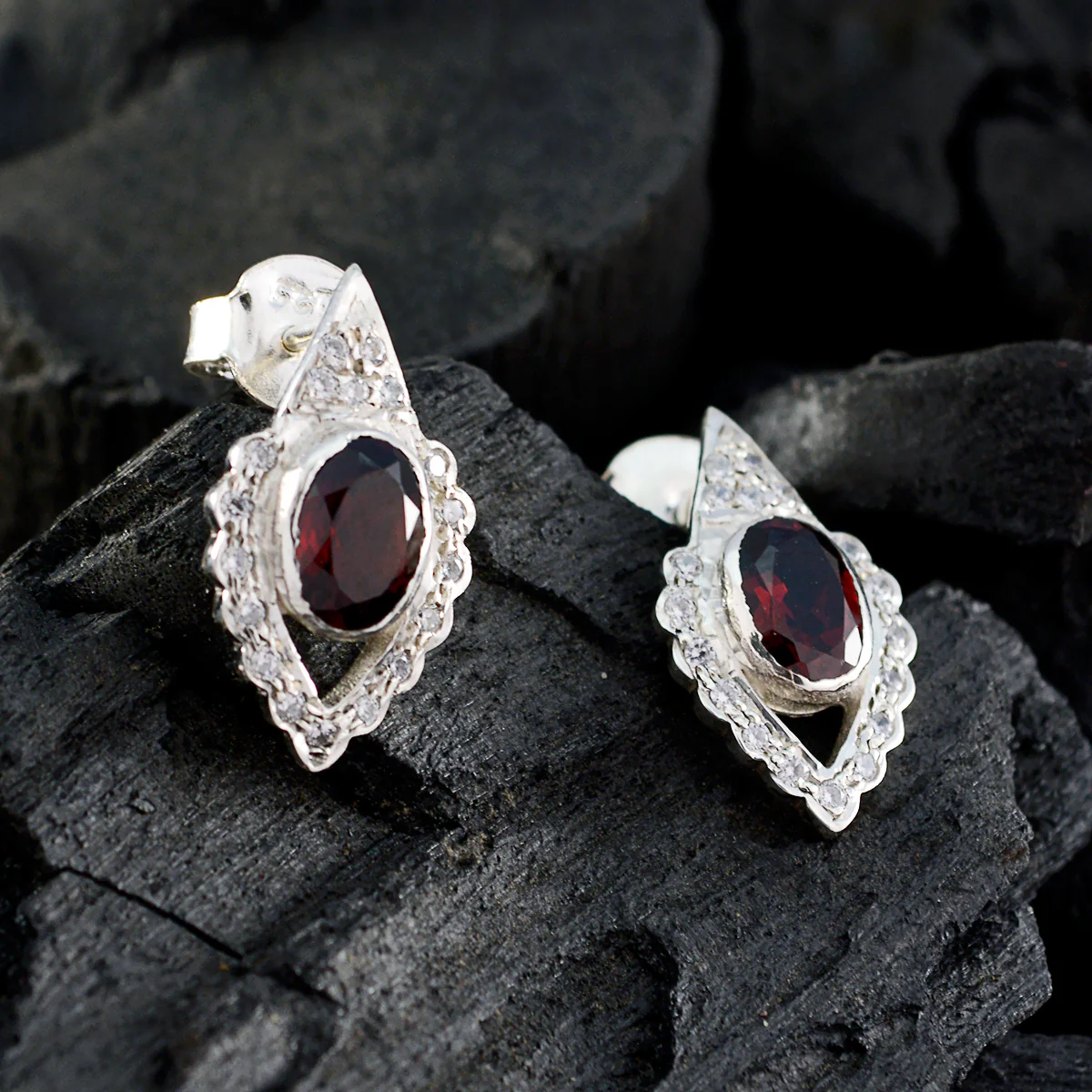 Garnet German Chloe multiple Stud Red Sterling Silver Earring - Image 2
