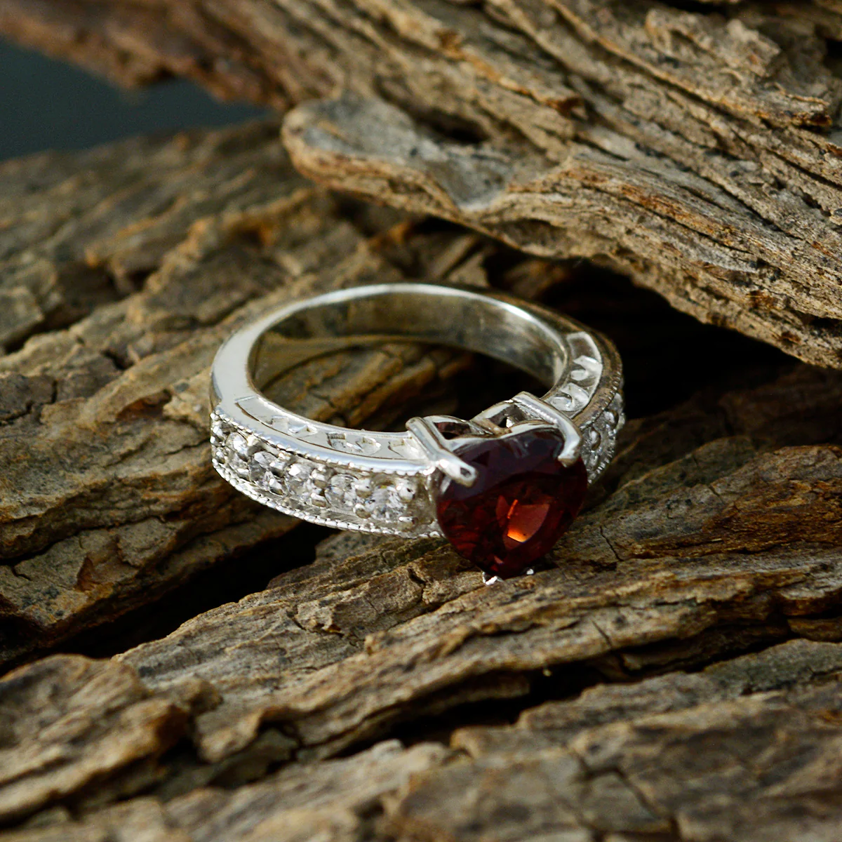 Garnet Halo German 92.5 Silver Red Gems Slim Luxurious Ring Jewelry - Image 4