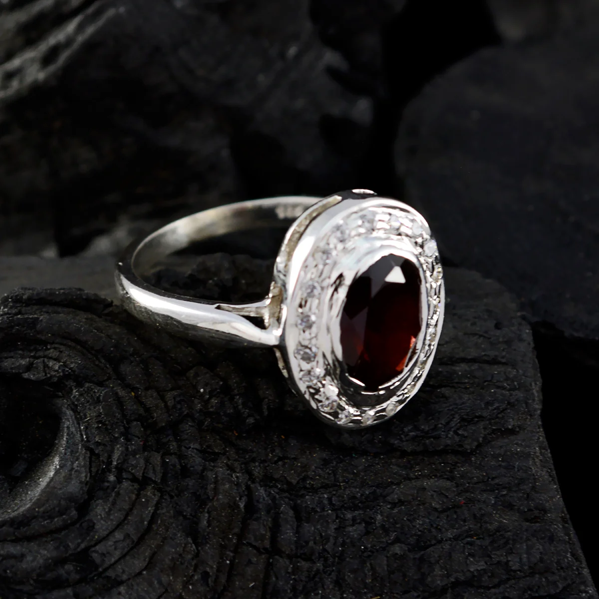 Garnet Halo Moroccan Silver Red Gemstones Tiny Luxurious Ring Jewellery - Image 4