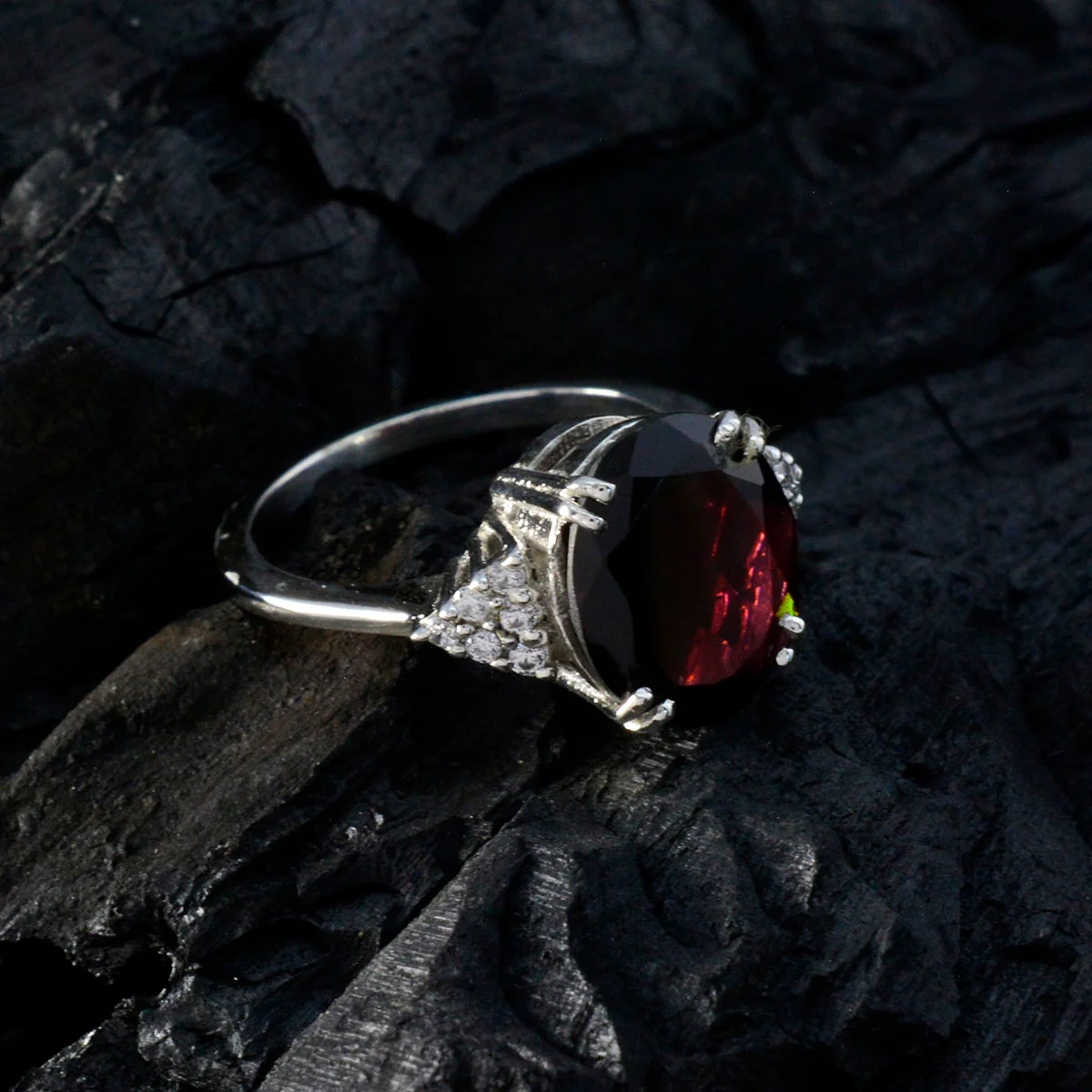 Garnet Halo Russian 925 Silver Red Gemstones Tiny Sophisticated Ring Jewellery - Image 4