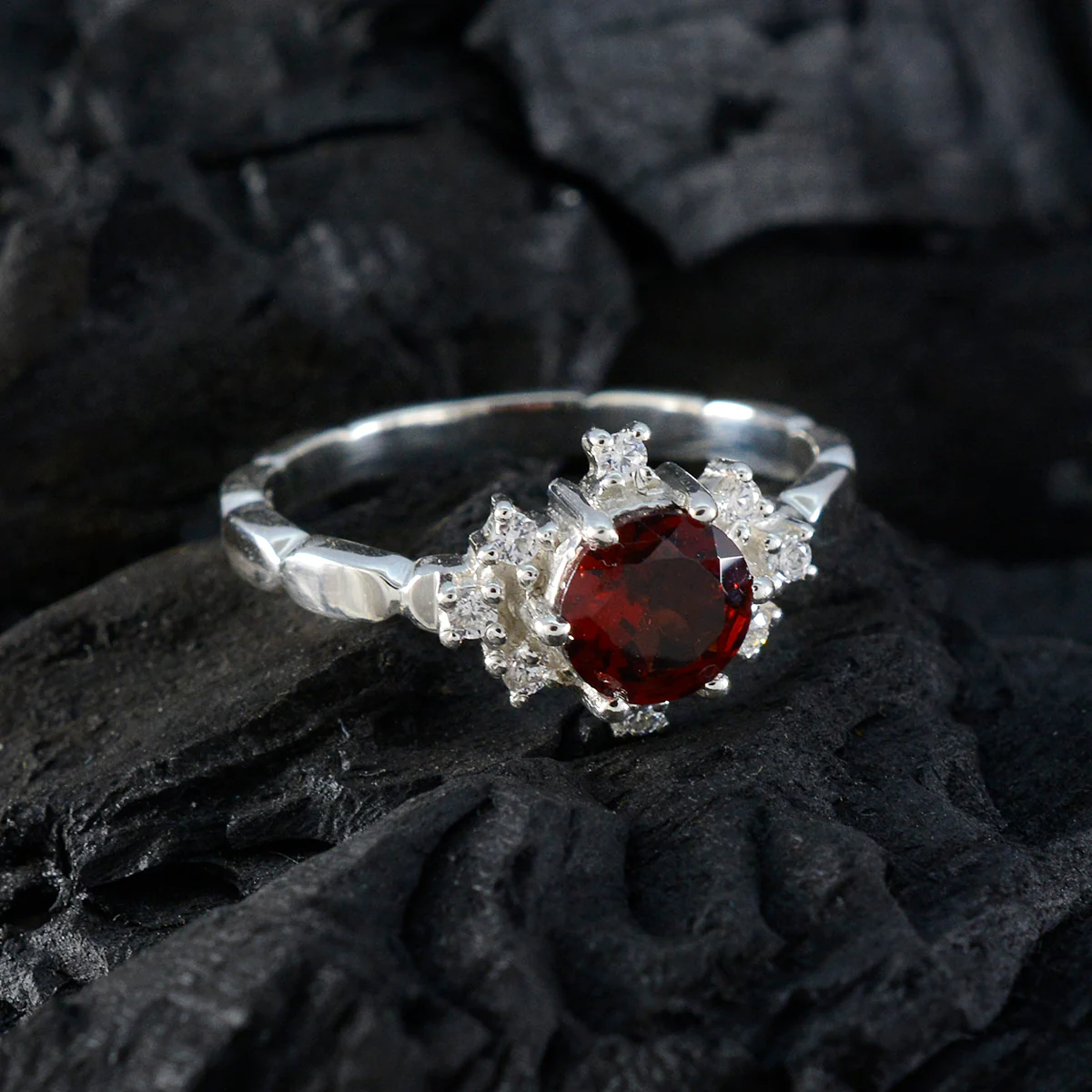 Garnet Halo Turkish Silver Red Gemstone Dainty Luxurious Ring Jewellery - Image 4