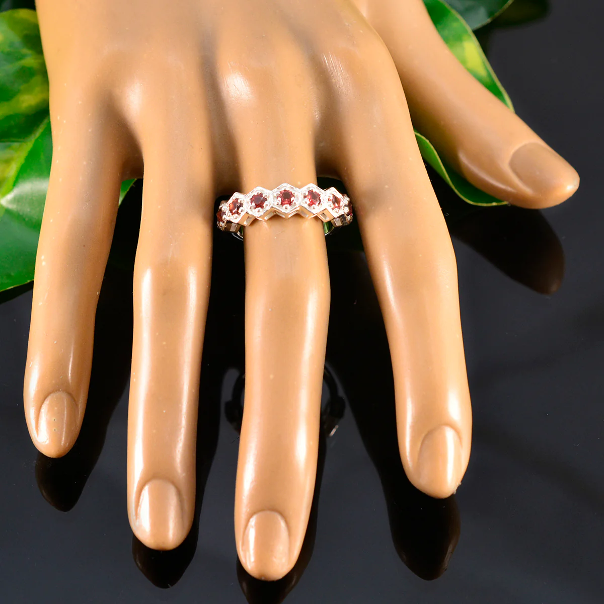 Garnet Hepta Japanese 925 Sterling Silver Red Gemstones Whisper-thin Contemporary Band Jewelry - Image 5