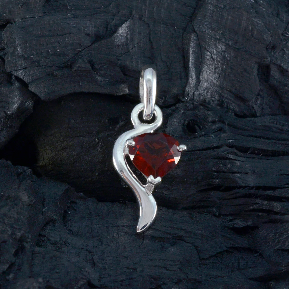 Garnet Minimalist Korean 925 Silver Solitaire Yuki propsel Red Pendant Jewelry - Image 3