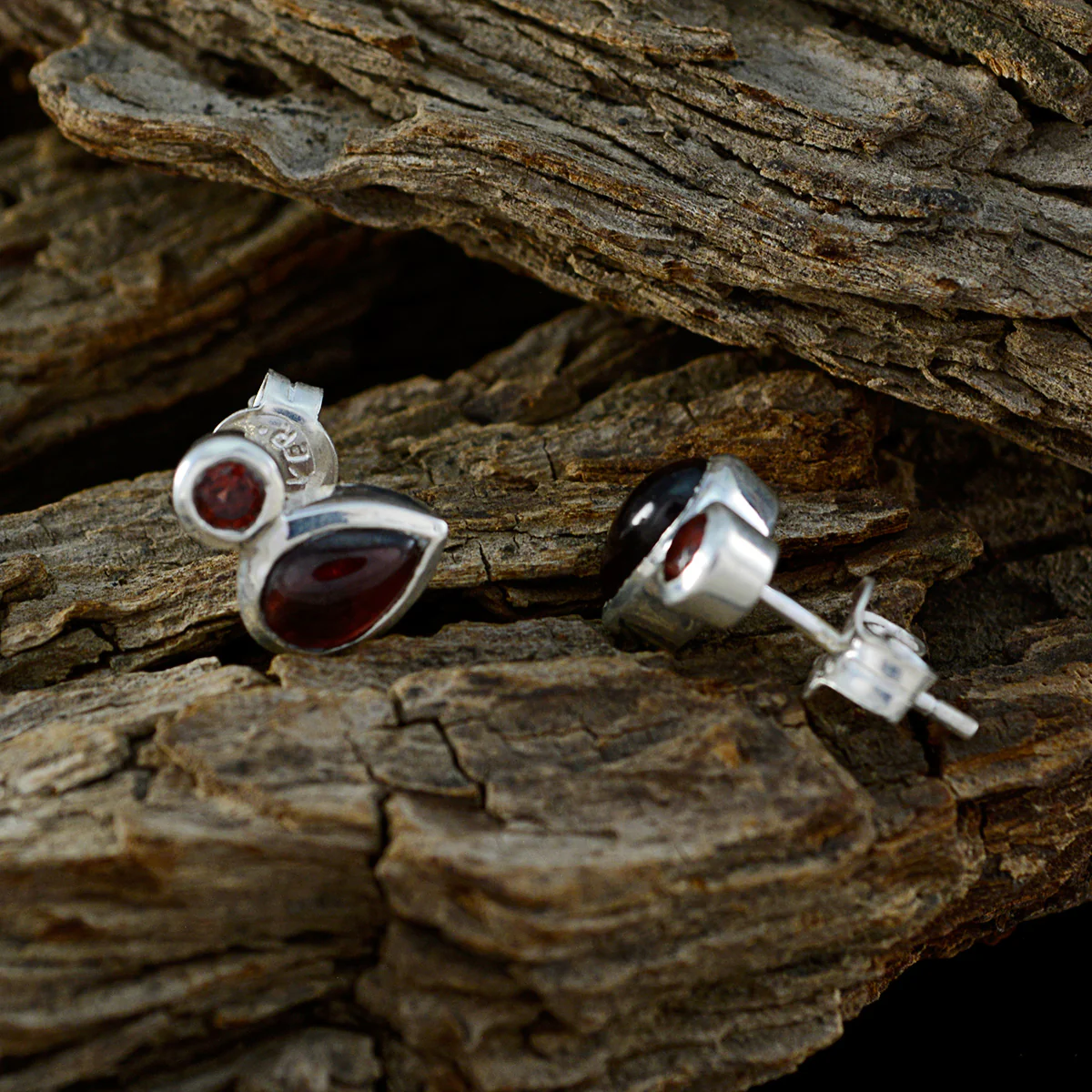 Garnet Moroccan Luisa multiple Stud Red 92.5 Silver Earring - Image 3