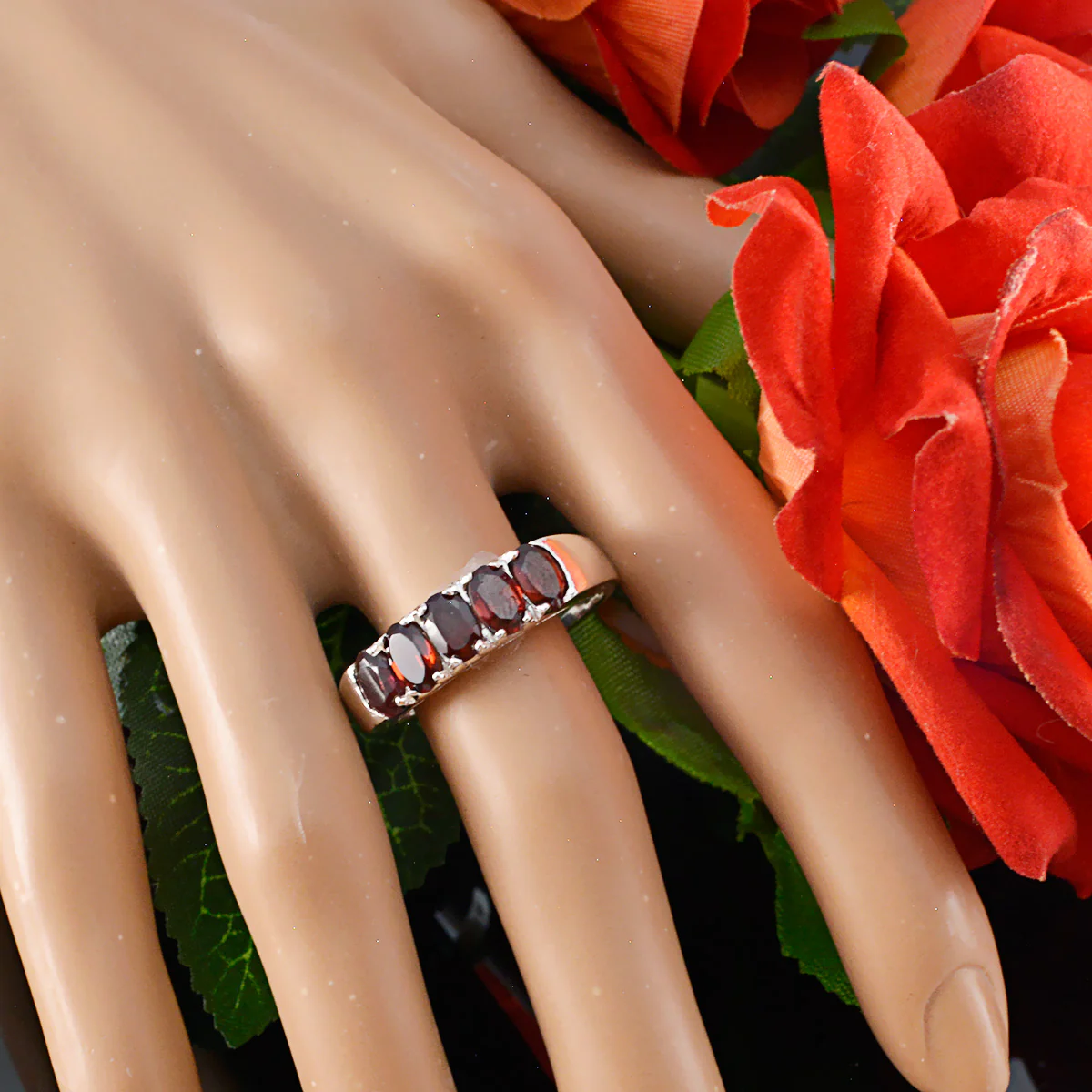 Garnet Penta Russian 92.5 Silver Red Gemstones Minimal Modern Band Jewelry - Image 5